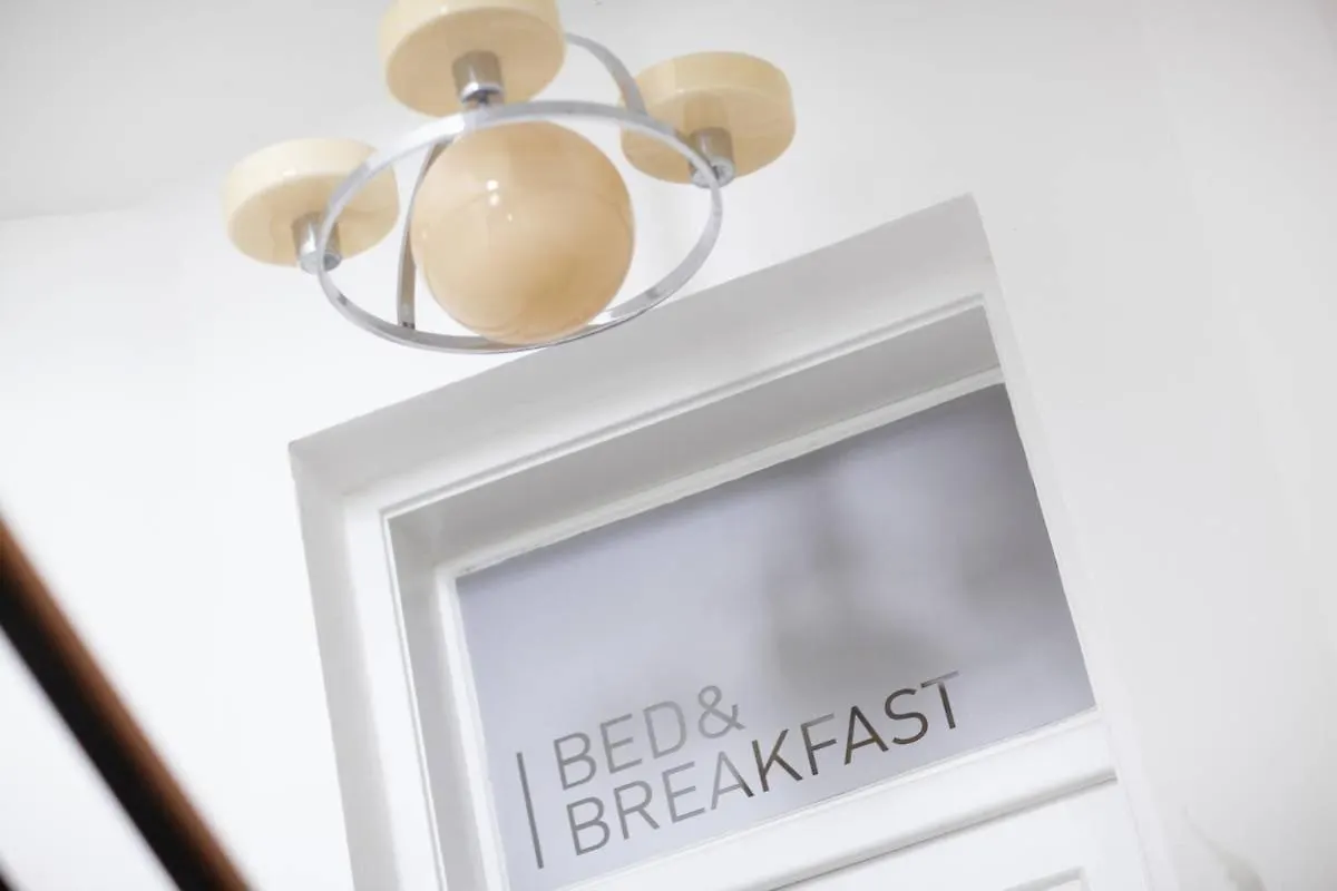 Bed&Breakfast&Apartment Klafé Brünn Frühstückspension